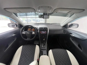 Седан Toyota Corolla 2011 года, 1400000 рублей, Смоленск