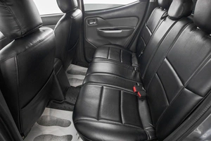 Пикап Mitsubishi L200 2016 года, 1999000 рублей, Барнаул