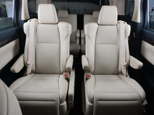 Минивэн Toyota Alphard 2018 года, 4200000 рублей, Тюмень