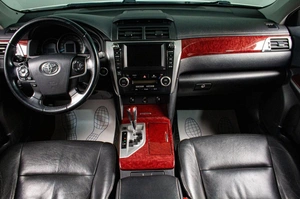 Седан Toyota Camry 2013 года, 1939000 рублей, Сургут