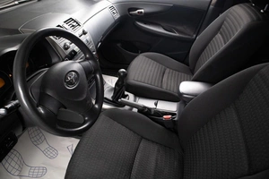 Седан Toyota Corolla 2008 года, 749000 рублей, Оренбург