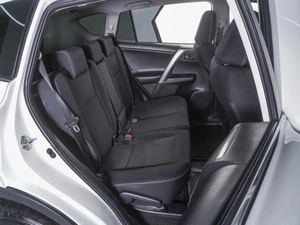 Внедорожник Toyota RAV4 2016 года, 2299000 рублей, Ростов-на-Дону
