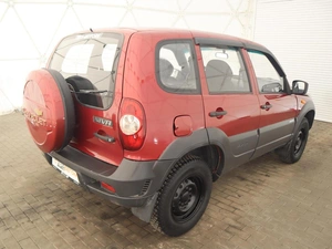 Внедорожник Chevrolet Niva 2010 года, 450000 рублей, Орёл
