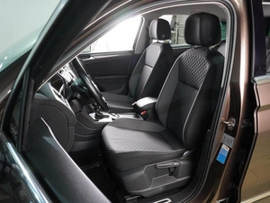 Внедорожник Volkswagen Tiguan 2016 года, 2449000 рублей, Воронеж