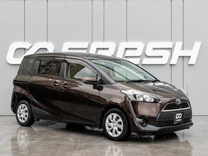 Минивэн Toyota Sienta 2015 года, 1530000 рублей, Краснодар