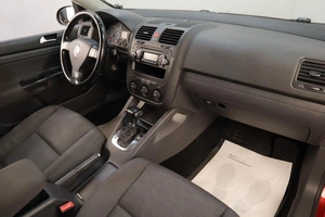 Хетчбэк Volkswagen Golf 2008 года, 729000 рублей, Челябинск