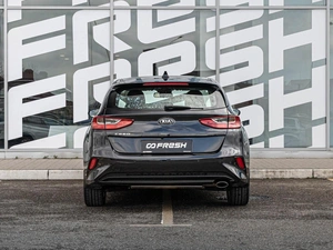 Хетчбэк Kia Ceed 2018 года, 1880000 рублей, Краснодар