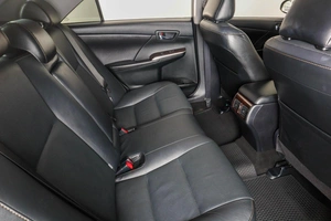 Седан Toyota Camry 2017 года, 2099000 рублей, Пермь