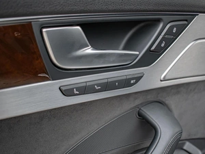 Седан Audi A8 2015 года, 1960000 рублей, Краснодар