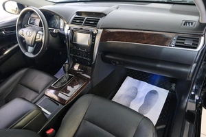 Седан Toyota Camry 2016 года, 1729000 рублей, Омск