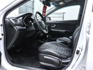 Седан Kia Rio 2016 года, 1080000 рублей, Красноярск