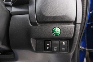 Хетчбэк Honda Fit 2015 года, 999000 рублей, Красноярск