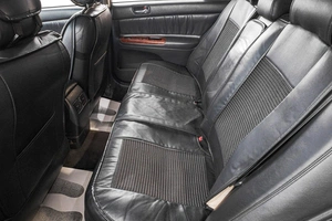 Седан Toyota Camry 2004 года, 989000 рублей, Барнаул