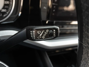 Внедорожник Volkswagen Touareg 2018 года, 3749000 рублей, Саратов
