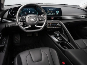 Седан Hyundai Elantra 2023 года, 2300000 рублей, Краснодар