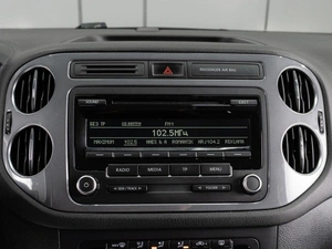 Внедорожник Volkswagen Tiguan 2013 года, 1370000 рублей, Тюмень