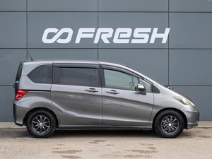 Минивэн Honda Freed 2011 года, 1090000 рублей, Краснодар