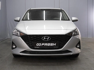 Седан Hyundai Solaris 2020 года, 1495000 рублей, Омск