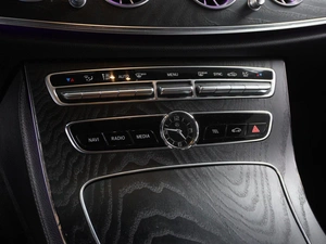 Седан Mercedes-benz E-класс 2018 года, 2999000 рублей, Минеральные Воды
