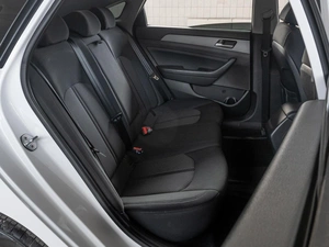 Седан Hyundai Sonata 2019 года, 1877000 рублей, Краснодар