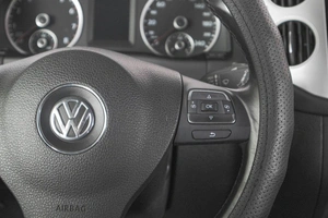 Внедорожник Volkswagen Tiguan 2010 года, 1099000 рублей, Кемерово