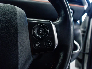 Минивэн Toyota Sienta 2018 года, 1299000 рублей, Красноярск