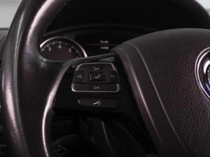 Внедорожник Volkswagen Touareg 2012 года, 1899000 рублей, Воронеж