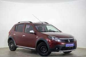 Хетчбэк Renault Sandero 2012 года, 819000 рублей, Оренбург