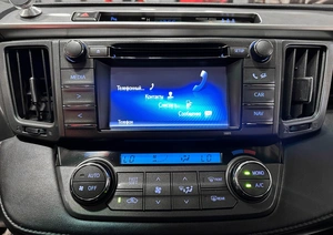 Внедорожник Toyota RAV4 2015 года, 2107000 рублей, Красноярск