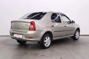 Седан Renault Logan 2010 года, 480000 рублей, Брянск