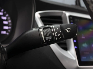 Седан Hyundai Solaris 2017 года, 1220000 рублей, Омск