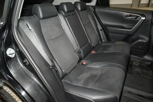 Внедорожник Toyota RAV4 2021 года, 3649000 рублей, Ульяновск