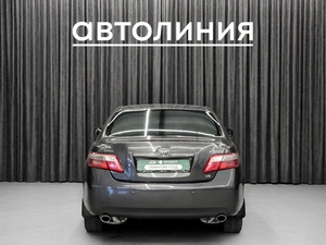 Седан Toyota Camry 2007 года, 900000 рублей, Красноярск