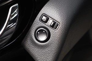 Внедорожник Nissan Qashqai 2017 года, 1449000 рублей, Новосибирск