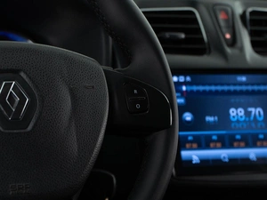 Хетчбэк Renault Sandero 2016 года, 869055 рублей, Москва