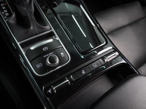 Лифтбек Kia Stinger 2019 года, 2399000 рублей, Воронеж