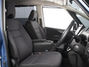 Минивэн Nissan Serena 2018 года, 1930000 рублей, Омск