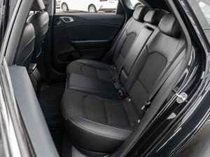 Хетчбэк Kia Ceed 2018 года, 1880000 рублей, Краснодар