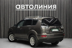 Внедорожник Mitsubishi Outlander 2011 года, 1280000 рублей, Красноярск