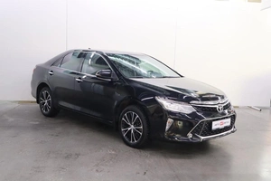 Седан Toyota Camry 2017 года, 2100000 рублей, Брянск