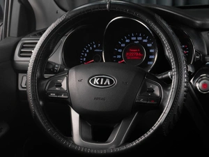 Седан Kia Rio 2011 года, 749000 рублей, Тюмень