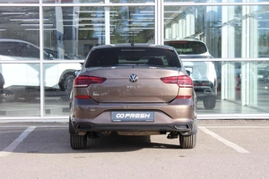 Лифтбек Volkswagen Polo 2021 года, 1800000 рублей, Ярославль