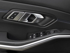 Седан BMW 3 серия 2019 года, 3699000 рублей, Омск