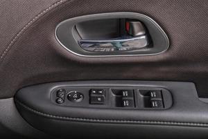 Внедорожник Honda Vezel 2018 года, 1769000 рублей, Томск