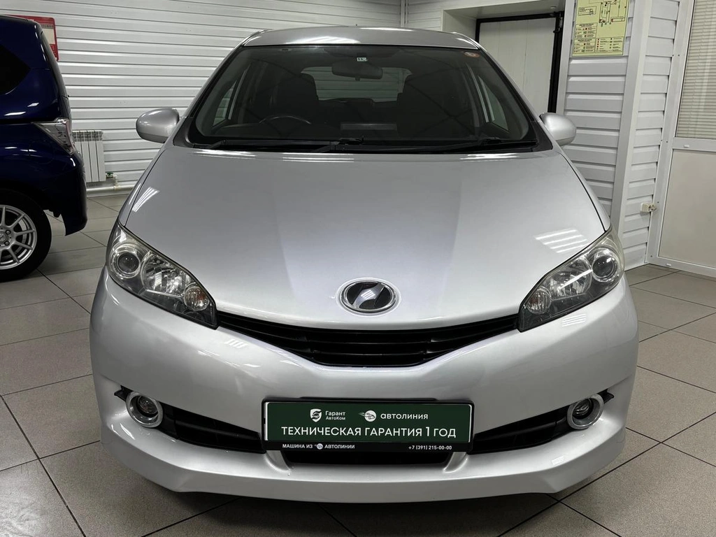 Минивэн Toyota Wish 2010 года, 1099000 рублей, Ачинск