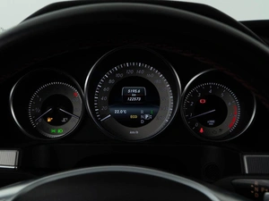 Седан Mercedes-benz E-класс 2014 года, 2256444 рублей, Москва