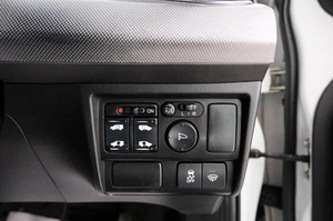 Минивэн Honda Freed 2014 года, 1249000 рублей, Красноярск