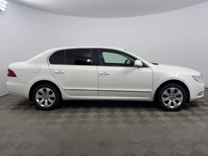 Лифтбек Skoda Superb 2012 года, 1099900 рублей, Казань