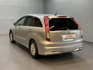 Минивэн Honda Stream 2010 года, 967000 рублей, Красноярск