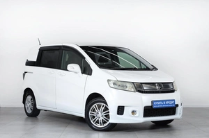 Минивэн Honda Freed 2014 года, 1299000 рублей, Новосибирск